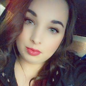 Meet your Posher, Haleigh